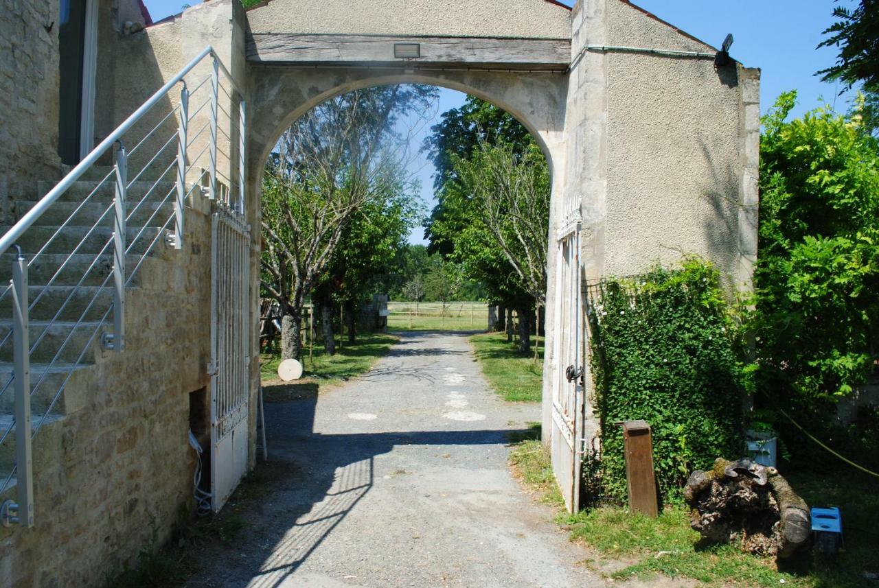 Апартаменты Ecurie De La Grange L'Abbe Le Langon Экстерьер фото